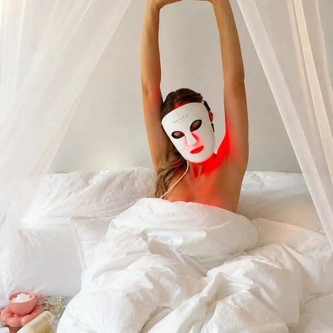 MASQUE LED PHOTOTHERAPIE A LUMIERE VISAGE & COU- ANTI-ÂGE "L'EXPERTISE"